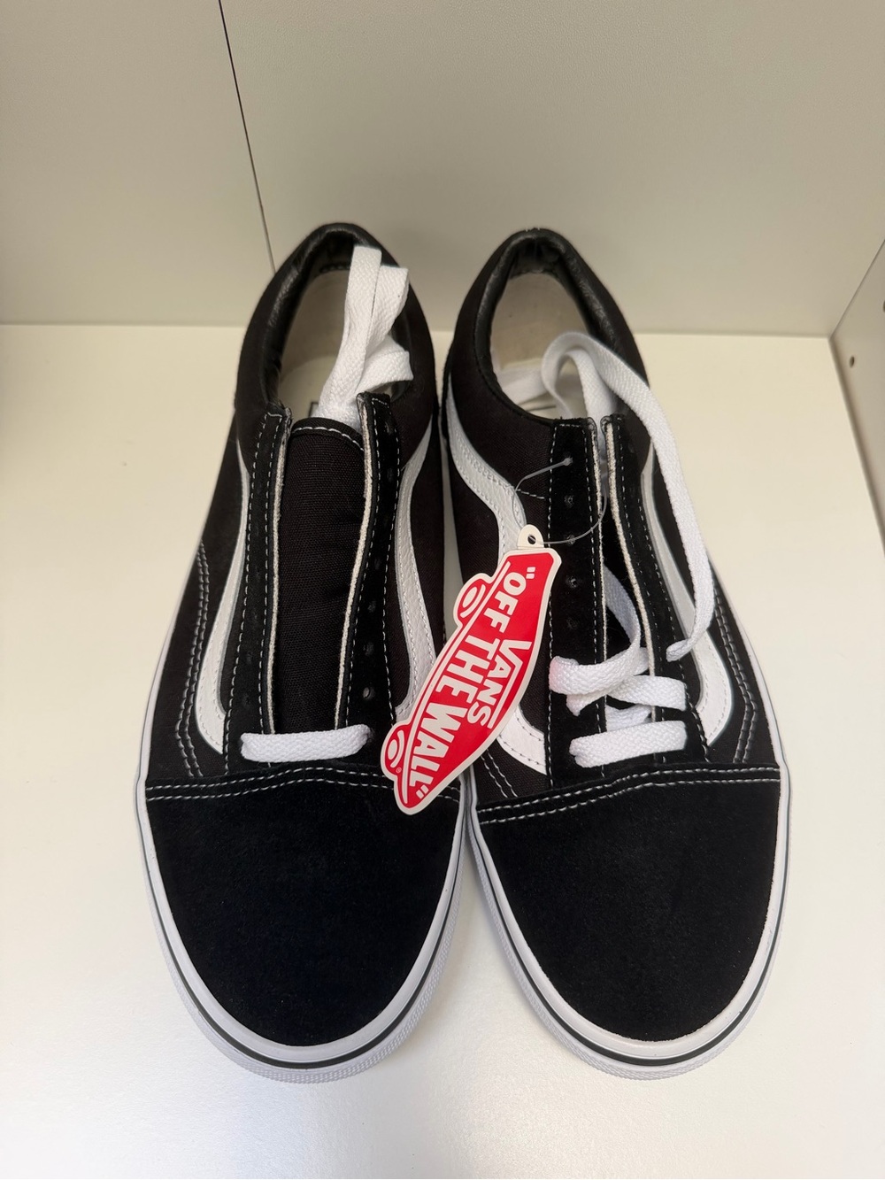 Vans Old Skool Black White Lace Up Sneakers Women’s Size 8/Men’s Size 6.5